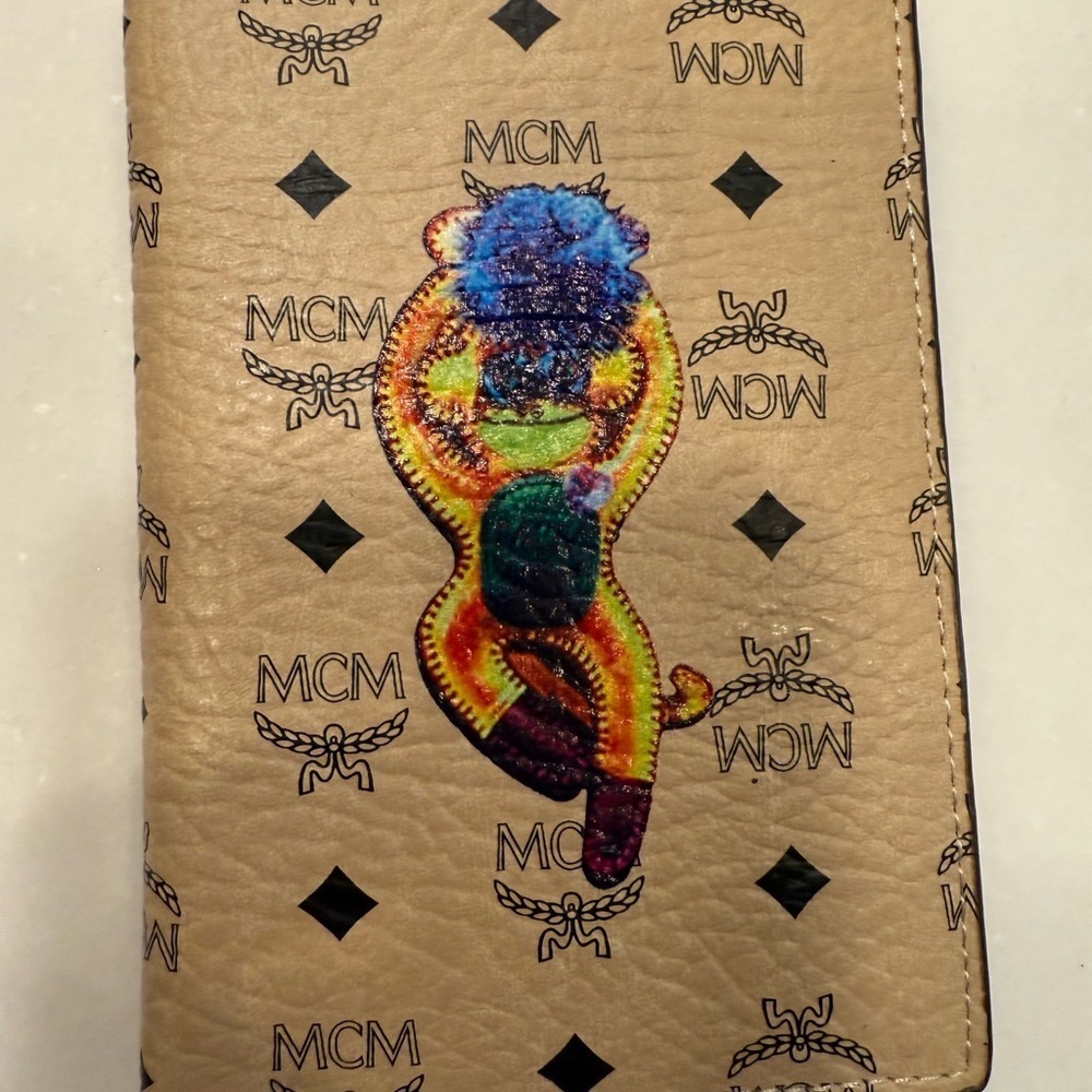 MCM Passport Holder NEW With Box Dust Bog & Original Docs Tan Bunny Logo - Picture 6 of 14